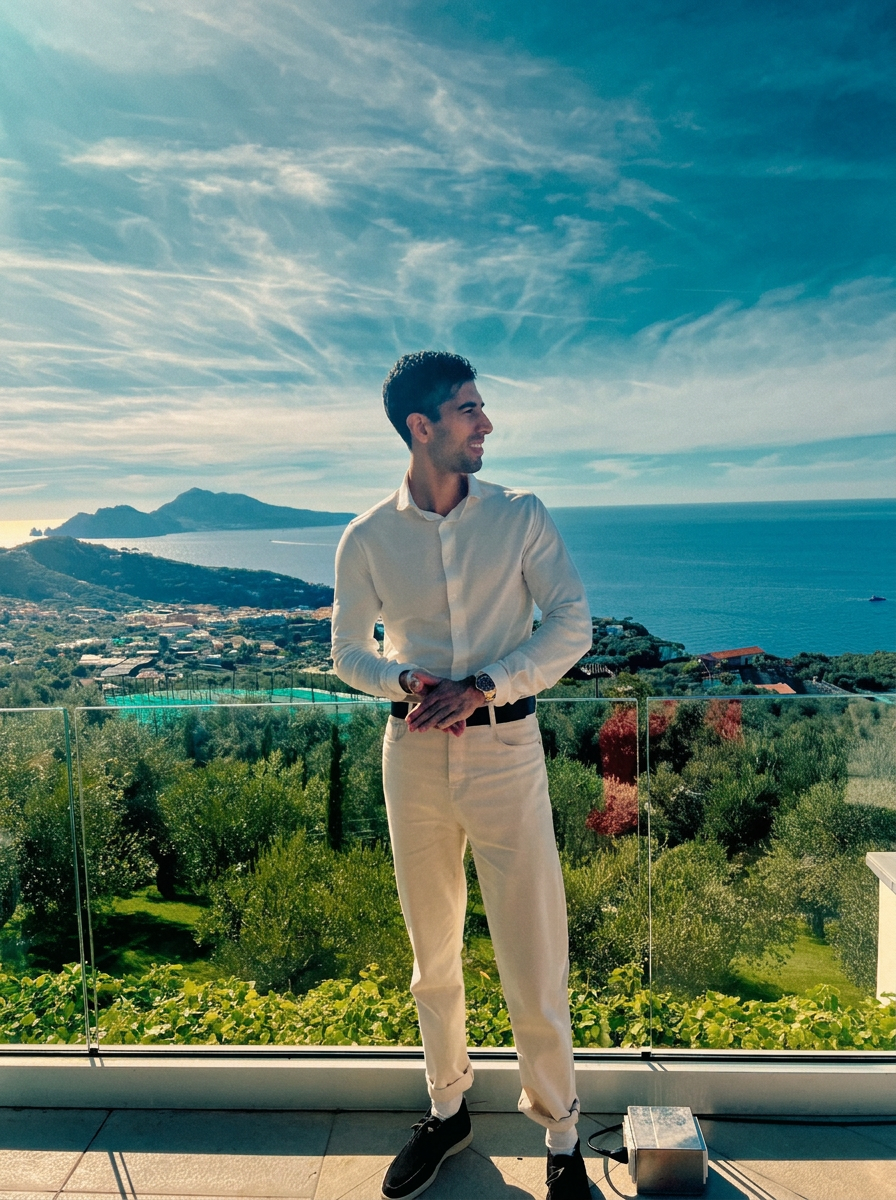 Andreas overlooking the Sorrento coast
